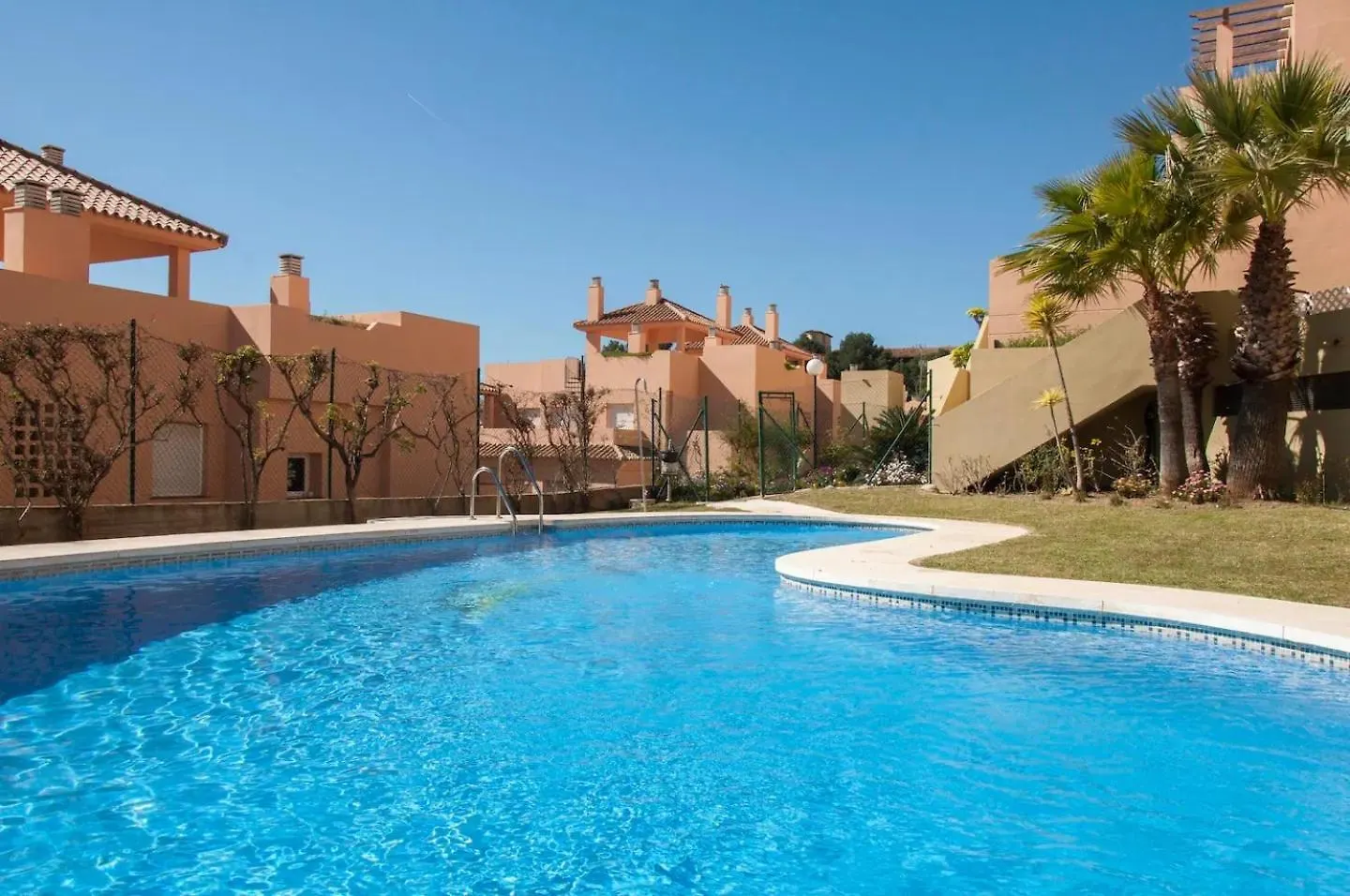 Luxury Escape - 3Br Penthouse, Breathtaking Views, Pool, In The Heart Of Costa Del Sol! Apartment Sitio de Calahonda