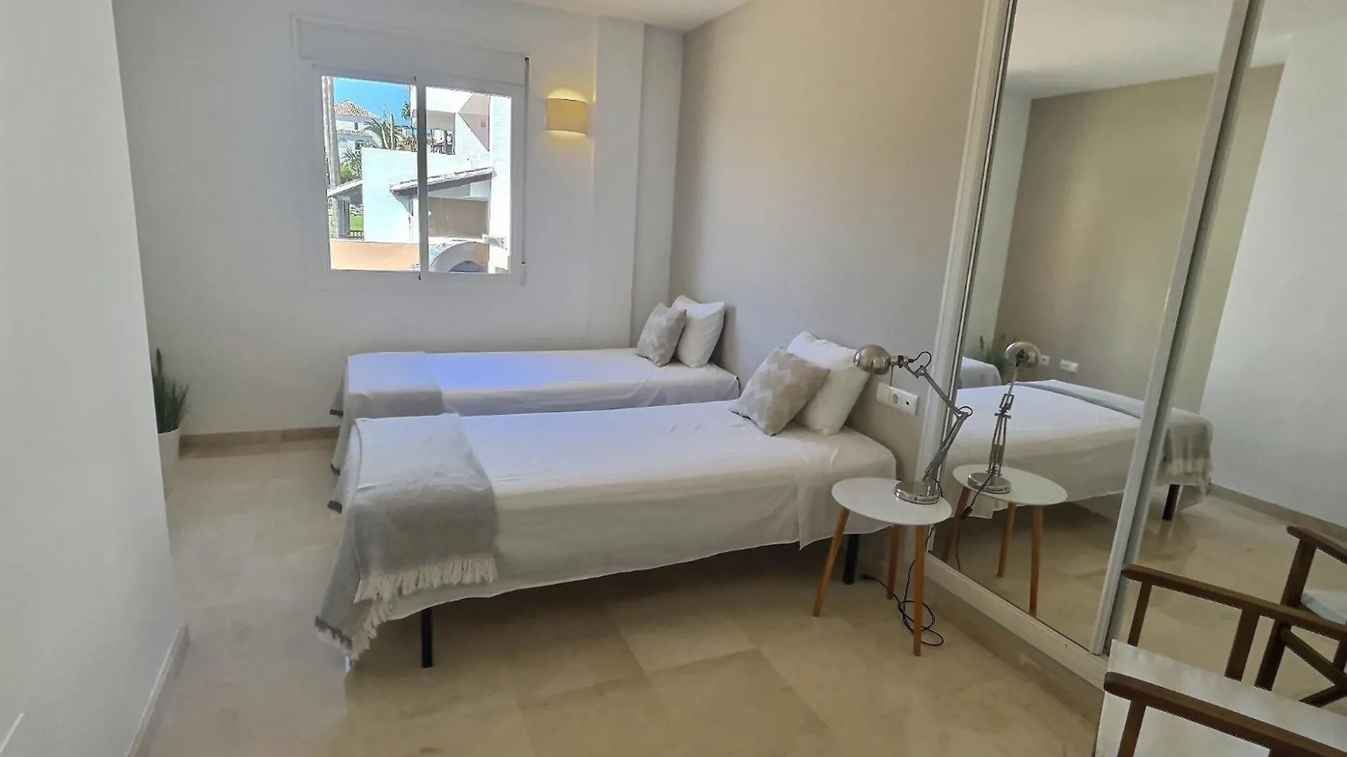 Luxury Escape - 3Br Penthouse, Breathtaking Views, Pool, In The Heart Of Costa Del Sol! Apartment Sitio de Calahonda